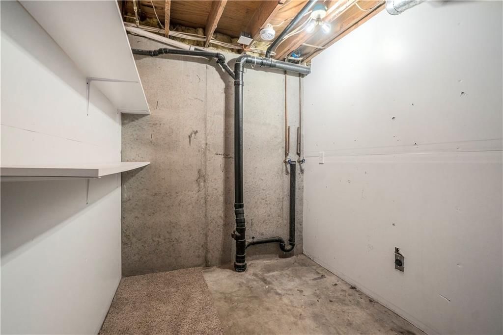 1105 N Halsey Terrace — photo 26