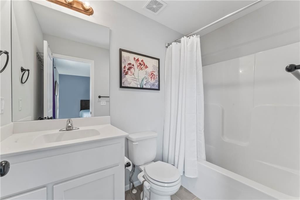 Photo 25 of 38 - 24983 W 150th Street