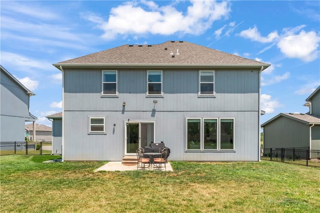 Photo 34 of 38 - 24983 W 150th Street