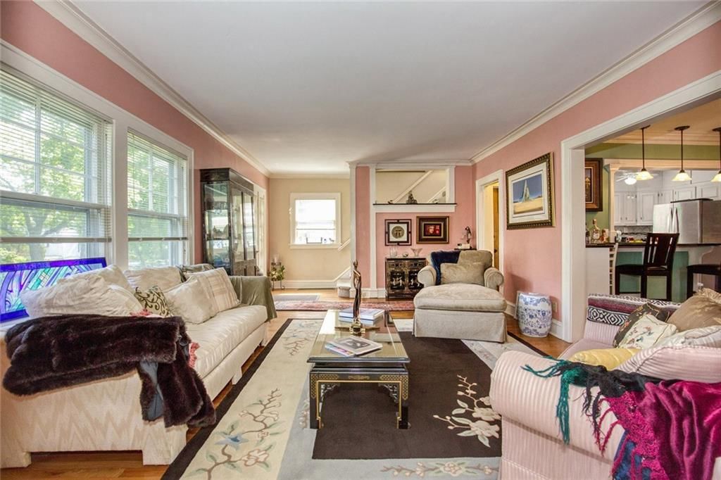 Photo 5 of 26 - 1325 W 50 Street