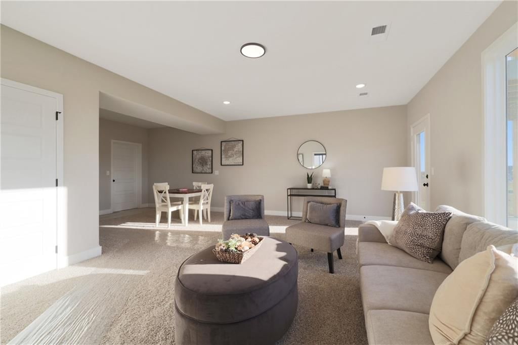 2353 NE Colonnade Avenue — photo 30