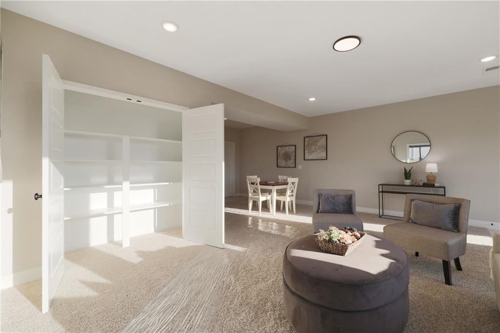 2353 NE Colonnade Avenue — photo 31
