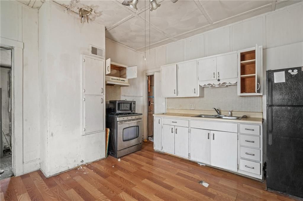 12 S Minnie Street — photo 16