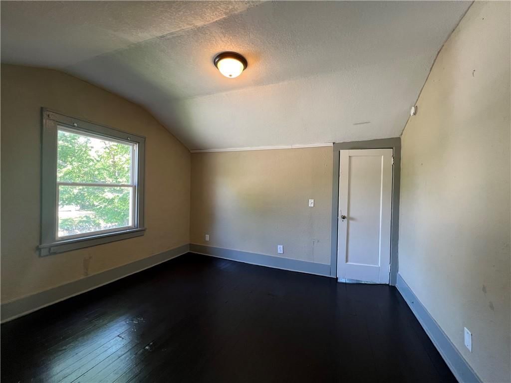 3823 E 39th Street — photo 9