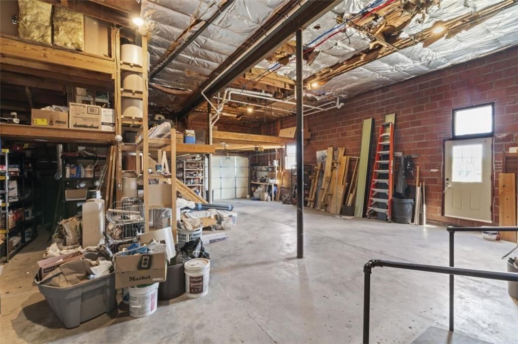 1817 N Main Street — photo 30