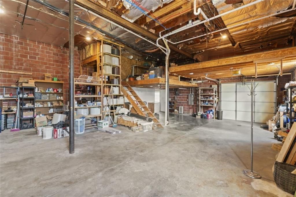 1817 N Main Street — photo 31