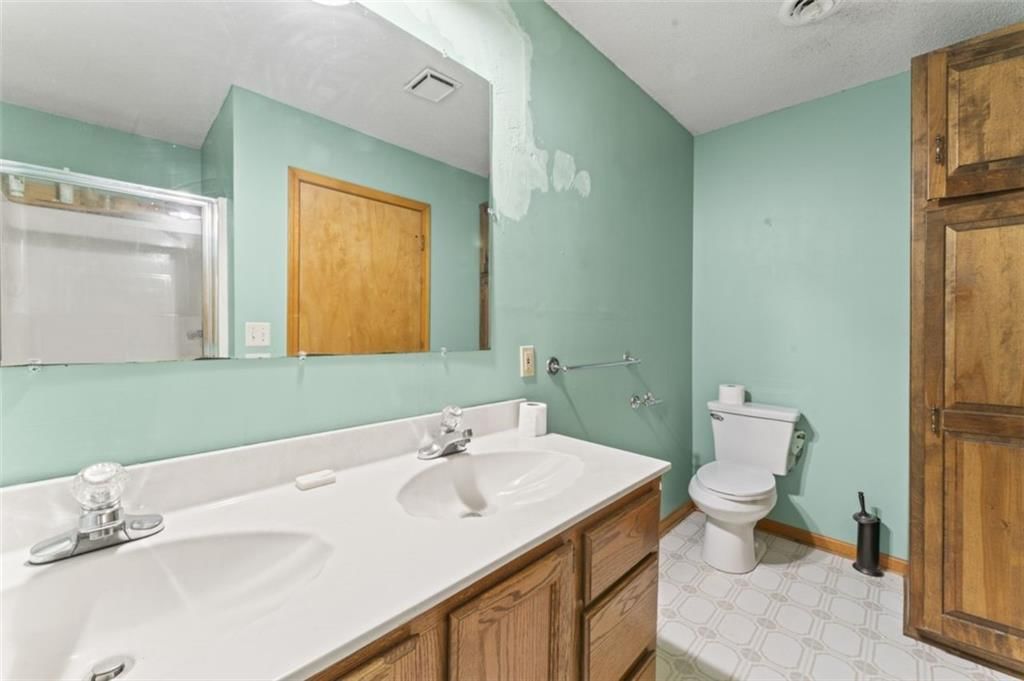 1817 N Main Street — photo 59