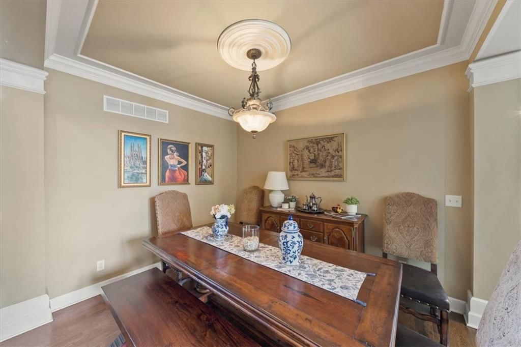 Photo 9 of 32 - 22013 W 56th Street
