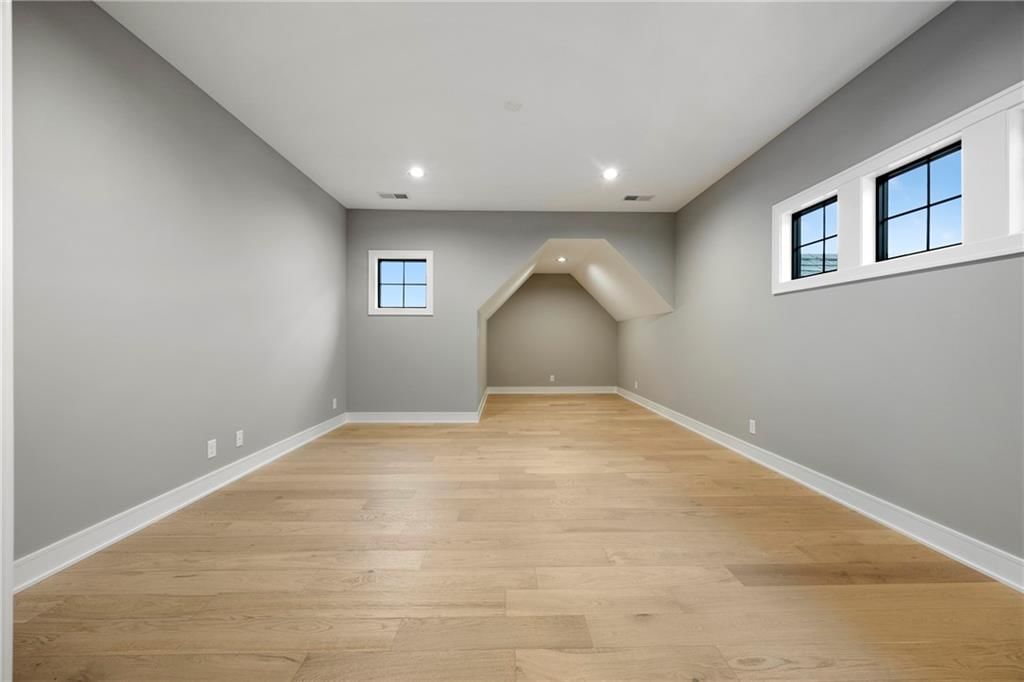 17032 Parkhill Street — photo 15