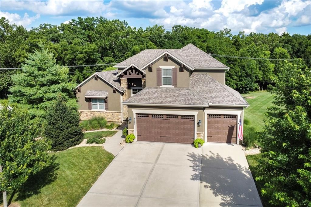 Photo 1 of 44 - 4521 LAKECREST Drive