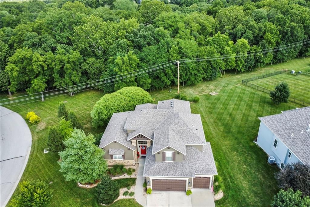 Photo 44 of 44 - 4521 LAKECREST Drive