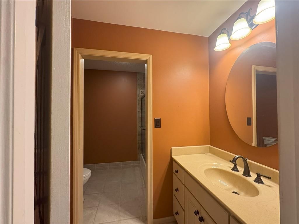 9818 Melrose Street — photo 11