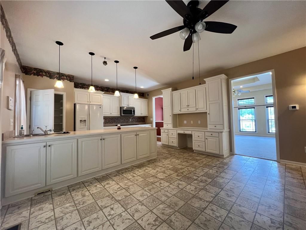 2248 Vilas Street — photo 7