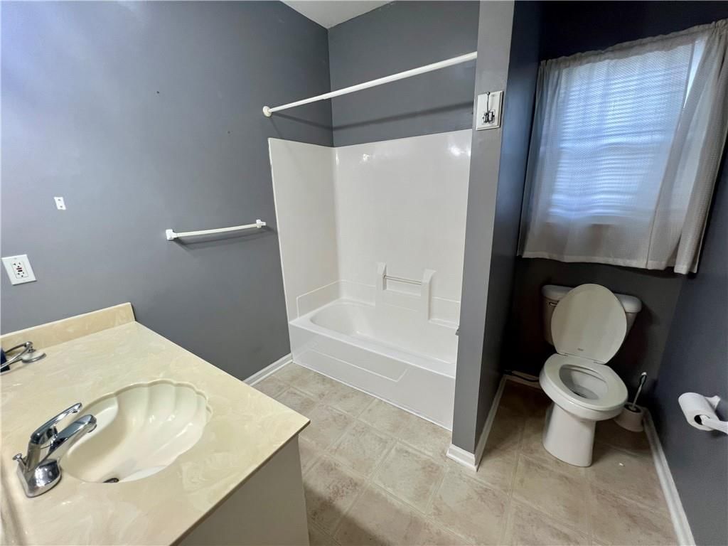 2248 Vilas Street — photo 15