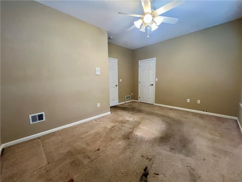 2248 Vilas Street — photo 25