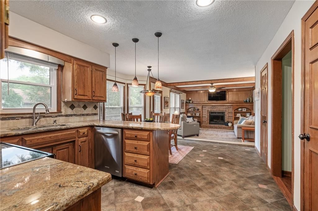 15545 W 81st Street — photo 24