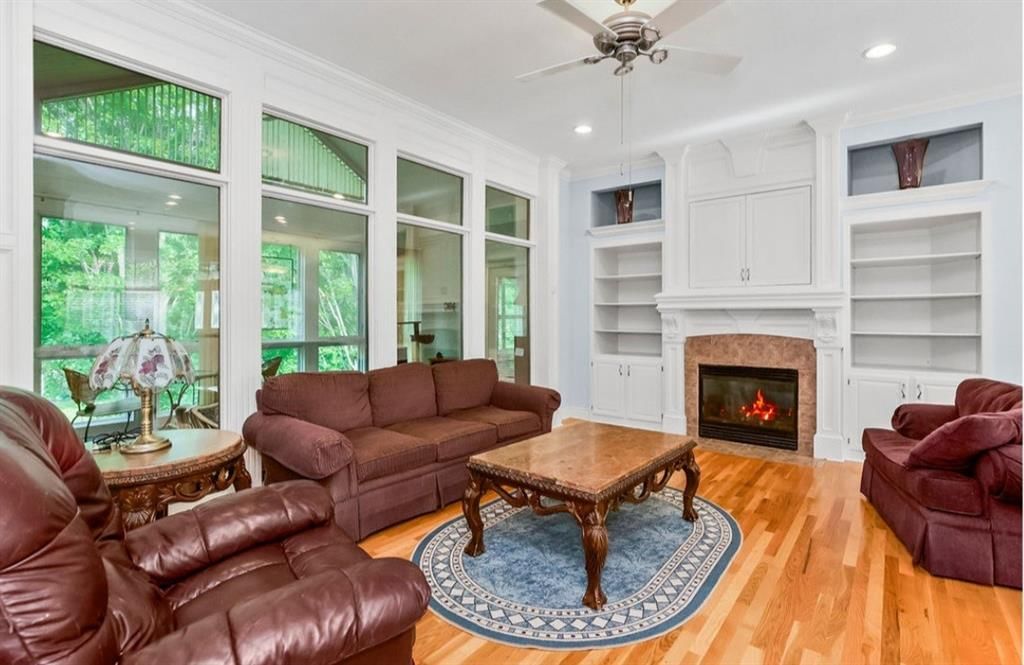 12556 Farley Street — photo 9