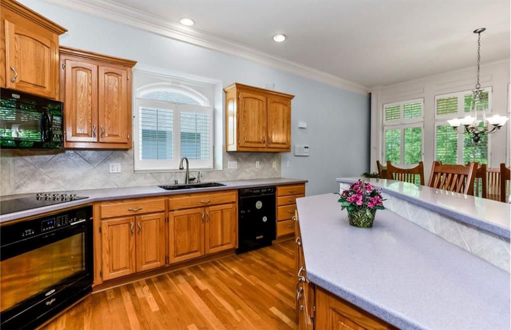 12556 Farley Street — photo 12