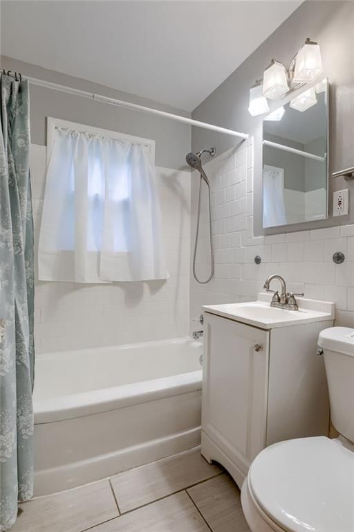 Photo 10 of 29 - 7566 Norwood Street