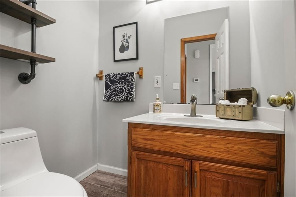 Photo 14 of 39 - 616 SW Shorthorn Drive