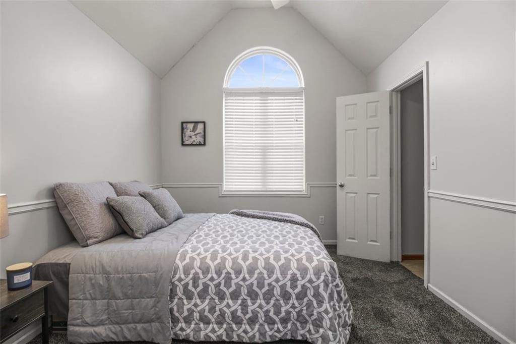 Photo 17 of 39 - 616 SW Shorthorn Drive