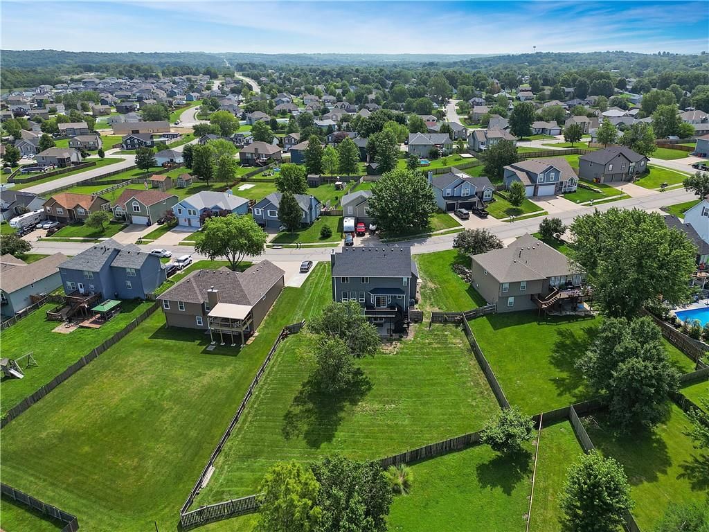 Photo 31 of 39 - 616 SW Shorthorn Drive