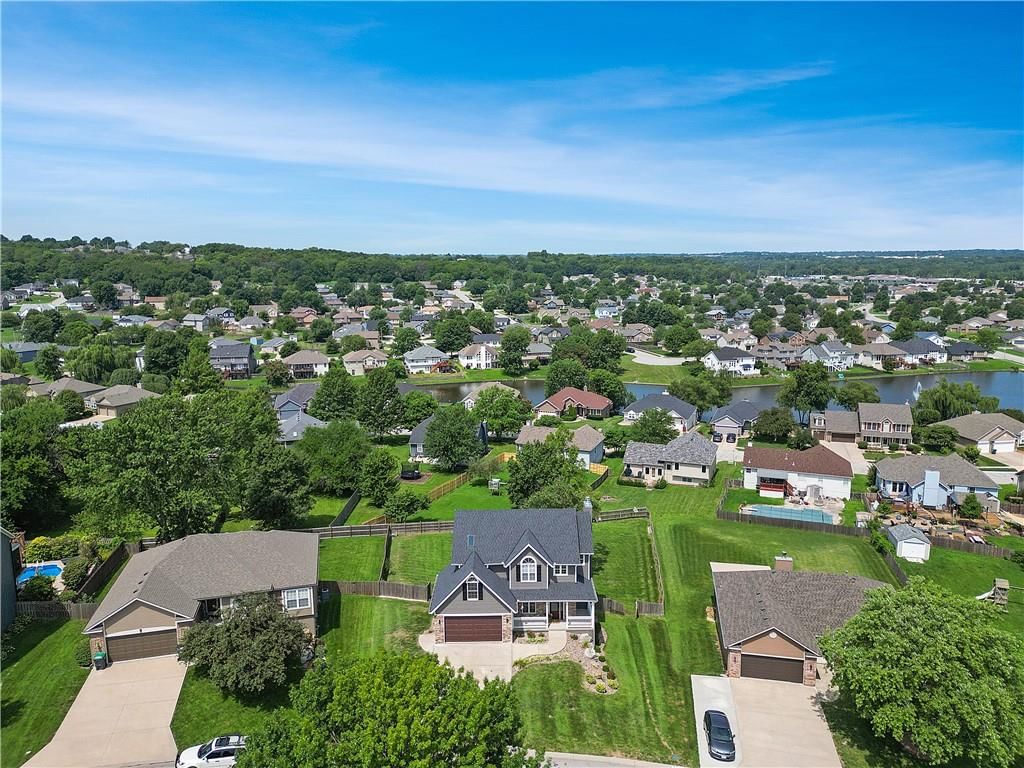 Photo 33 of 39 - 616 SW Shorthorn Drive