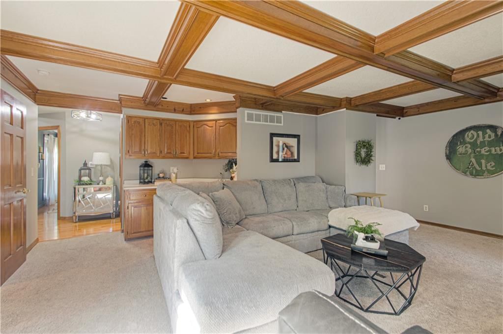 Photo 5 of 39 - 16618 NE 113th Street