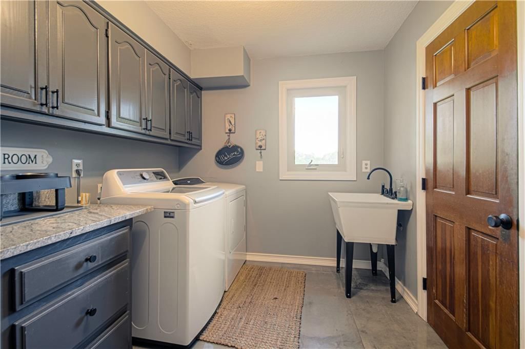 Photo 12 of 39 - 16618 NE 113th Street