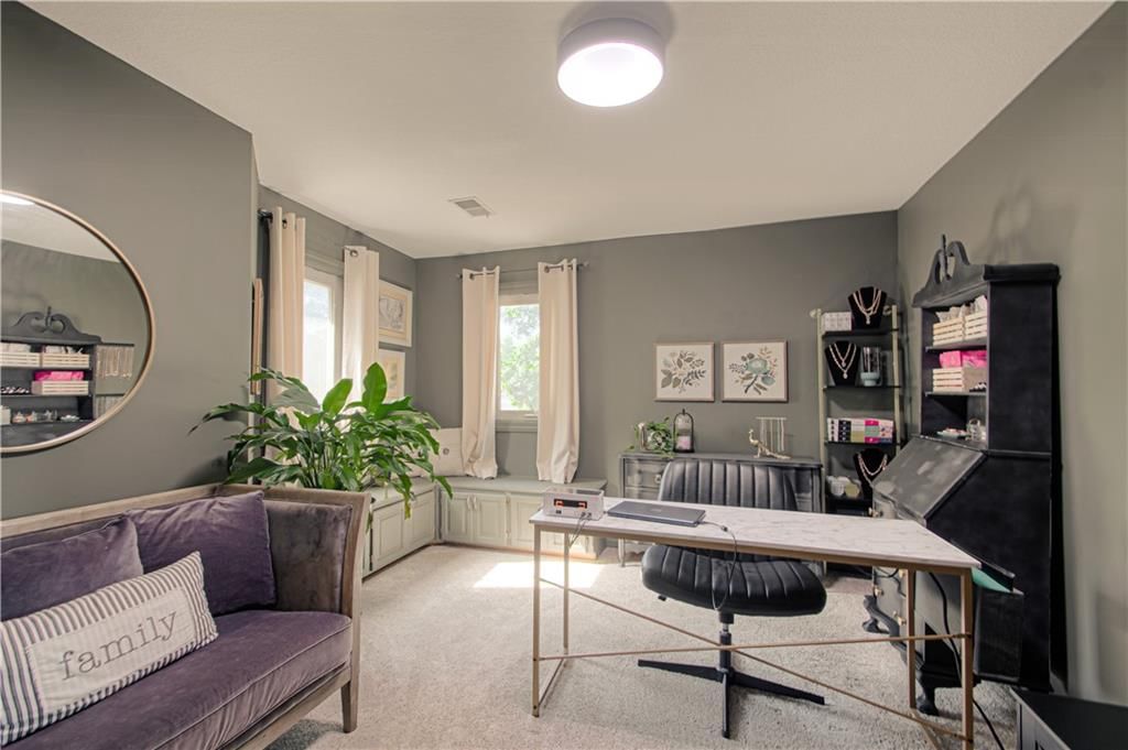Photo 23 of 39 - 16618 NE 113th Street