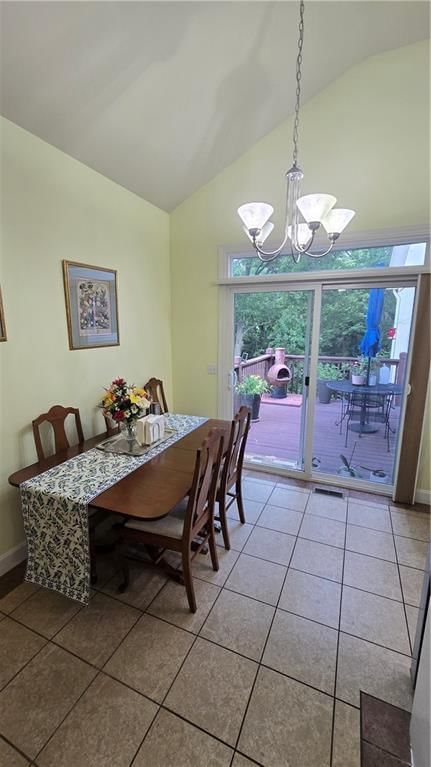 Photo 17 of 42 - 16810 NE 170th Terrace