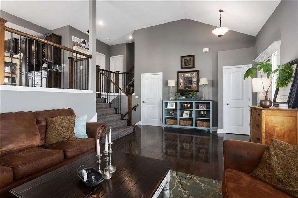 9008 N MERSINGTON Avenue — photo 4
