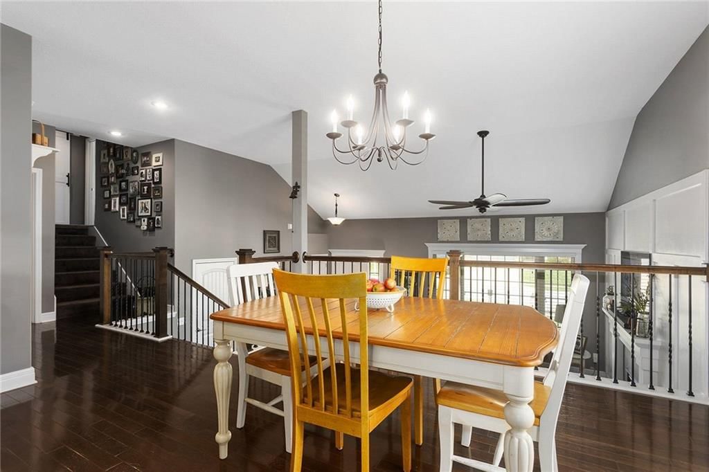9008 N MERSINGTON Avenue — photo 12