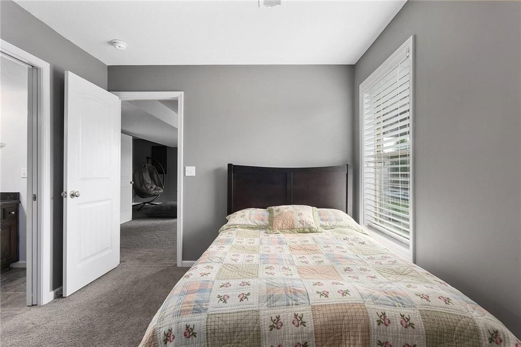 9008 N MERSINGTON Avenue — photo 29