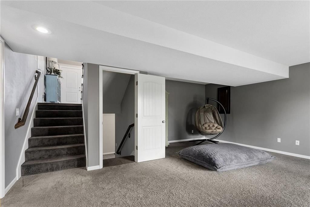 9008 N MERSINGTON Avenue — photo 33