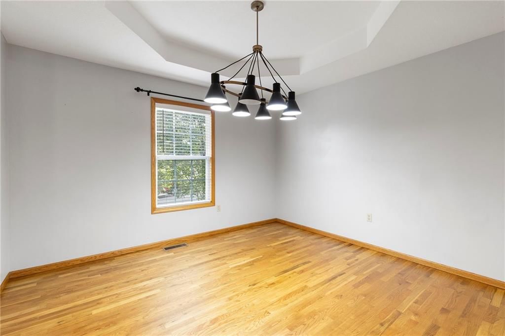 1405 Nottingham Drive — photo 7