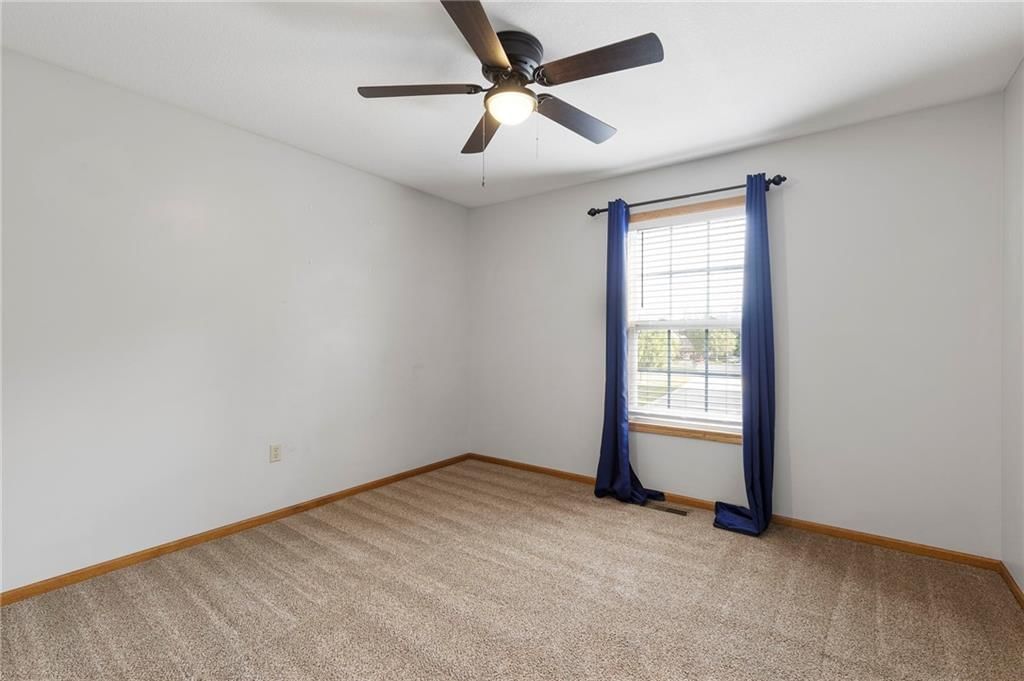 1405 Nottingham Drive — photo 24