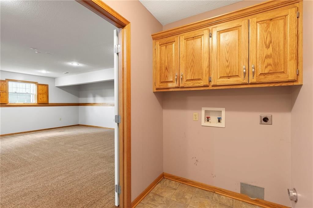 1405 Nottingham Drive — photo 29