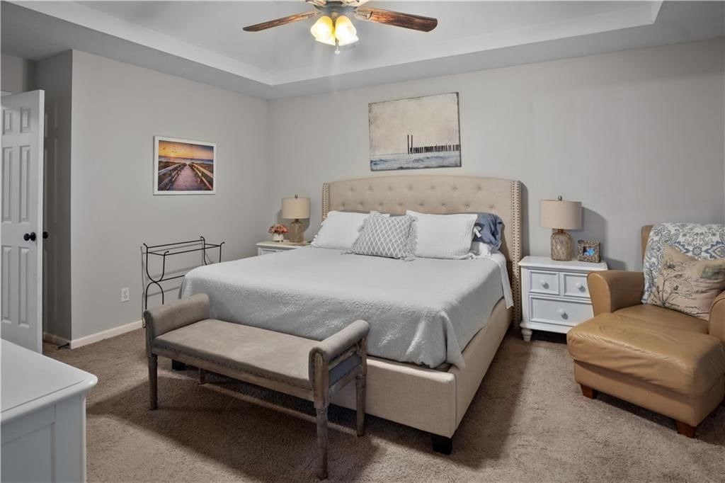 Photo 20 of 42 - 303 Shoreview Drive