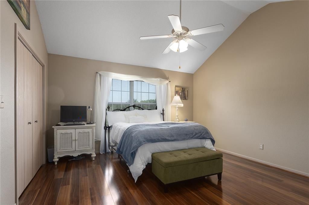 1347 NW Hidden Ridge Circle — photo 16