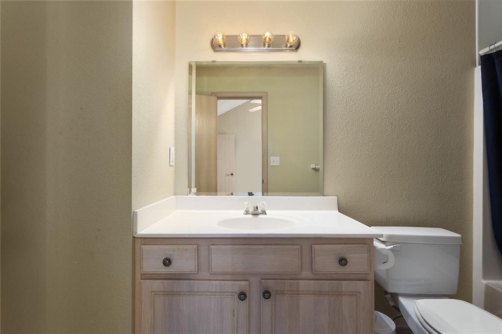 1347 NW Hidden Ridge Circle — photo 19