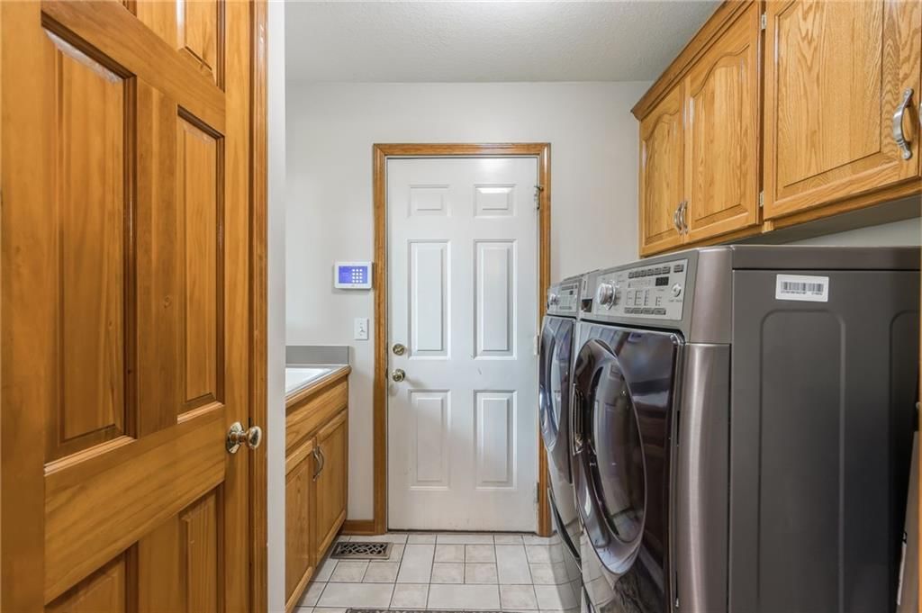 4902 Corinth Drive — photo 30