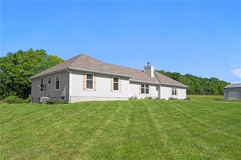 23404 Waverly Road — photo 4