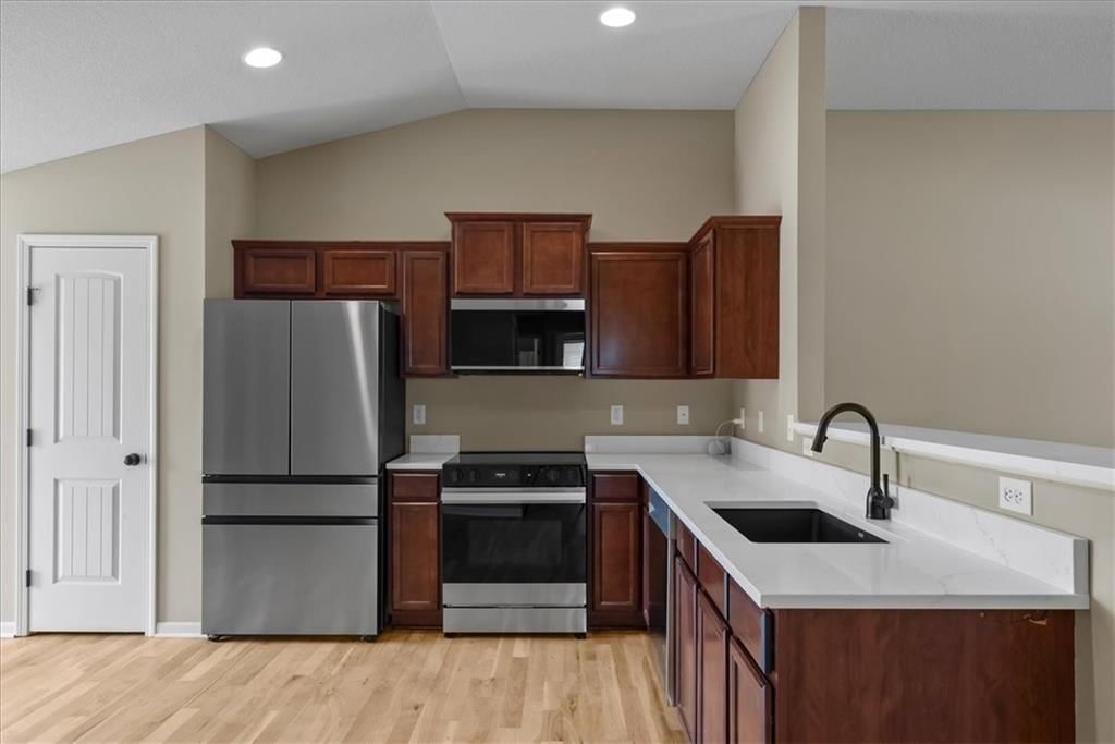 505 Logan Avenue — photo 13