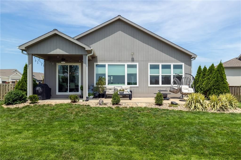 1129 SW Cheshire Drive — photo 39