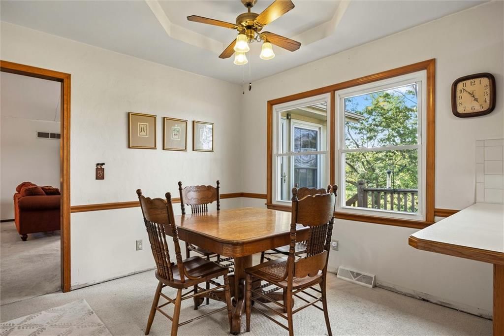 21910 W 73rd Terrace — photo 15