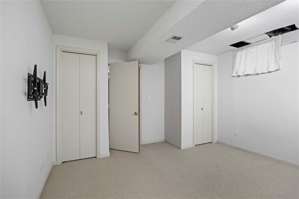 21910 W 73rd Terrace — photo 28