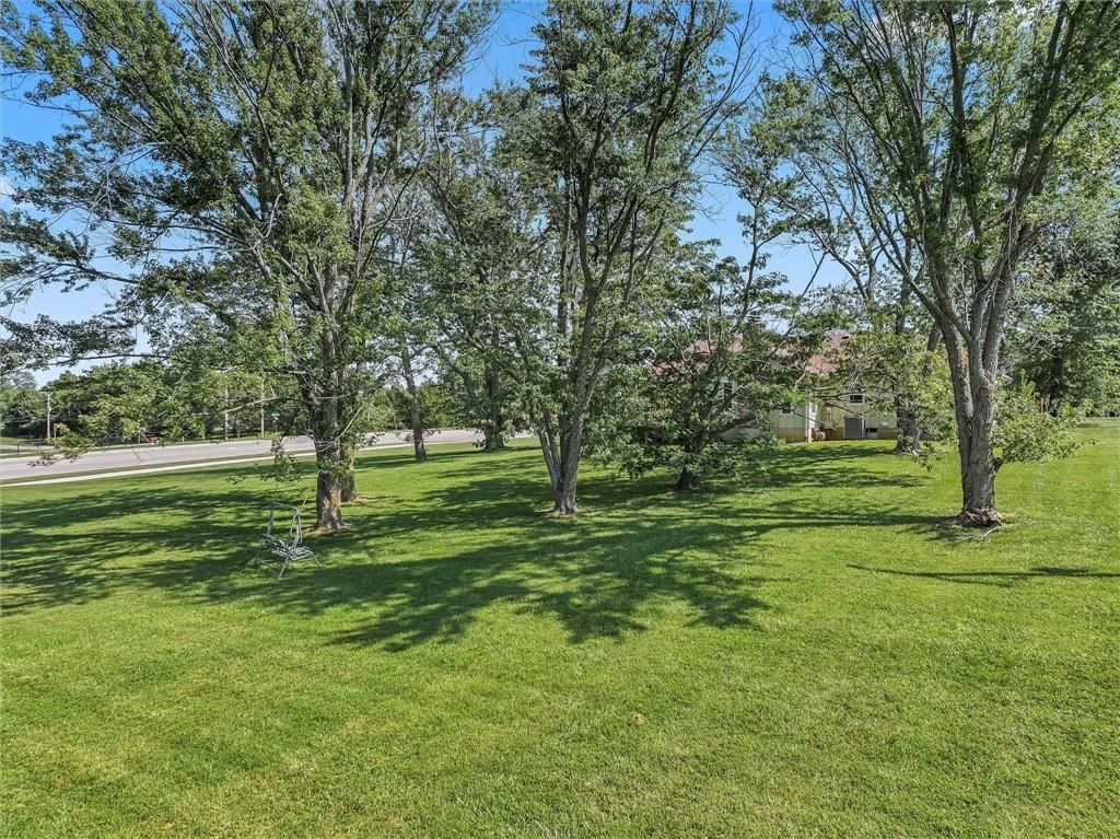 21910 W 73rd Terrace — photo 32
