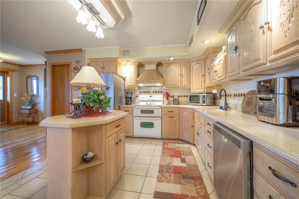 10804 Wellman Road — photo 10