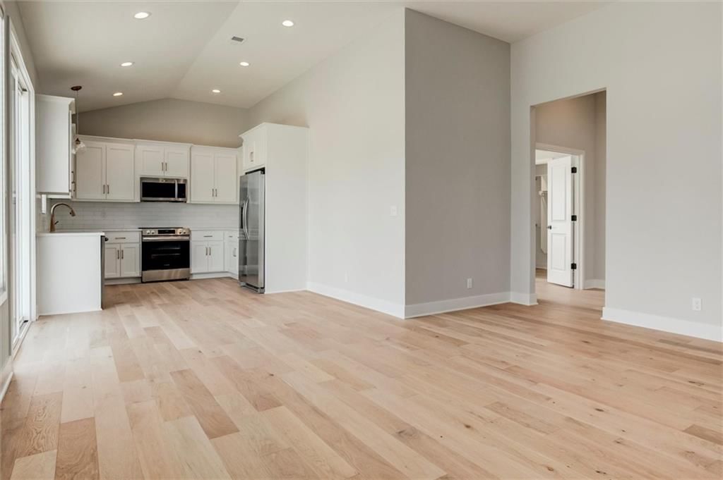 128 S 16th Terrace — photo 11